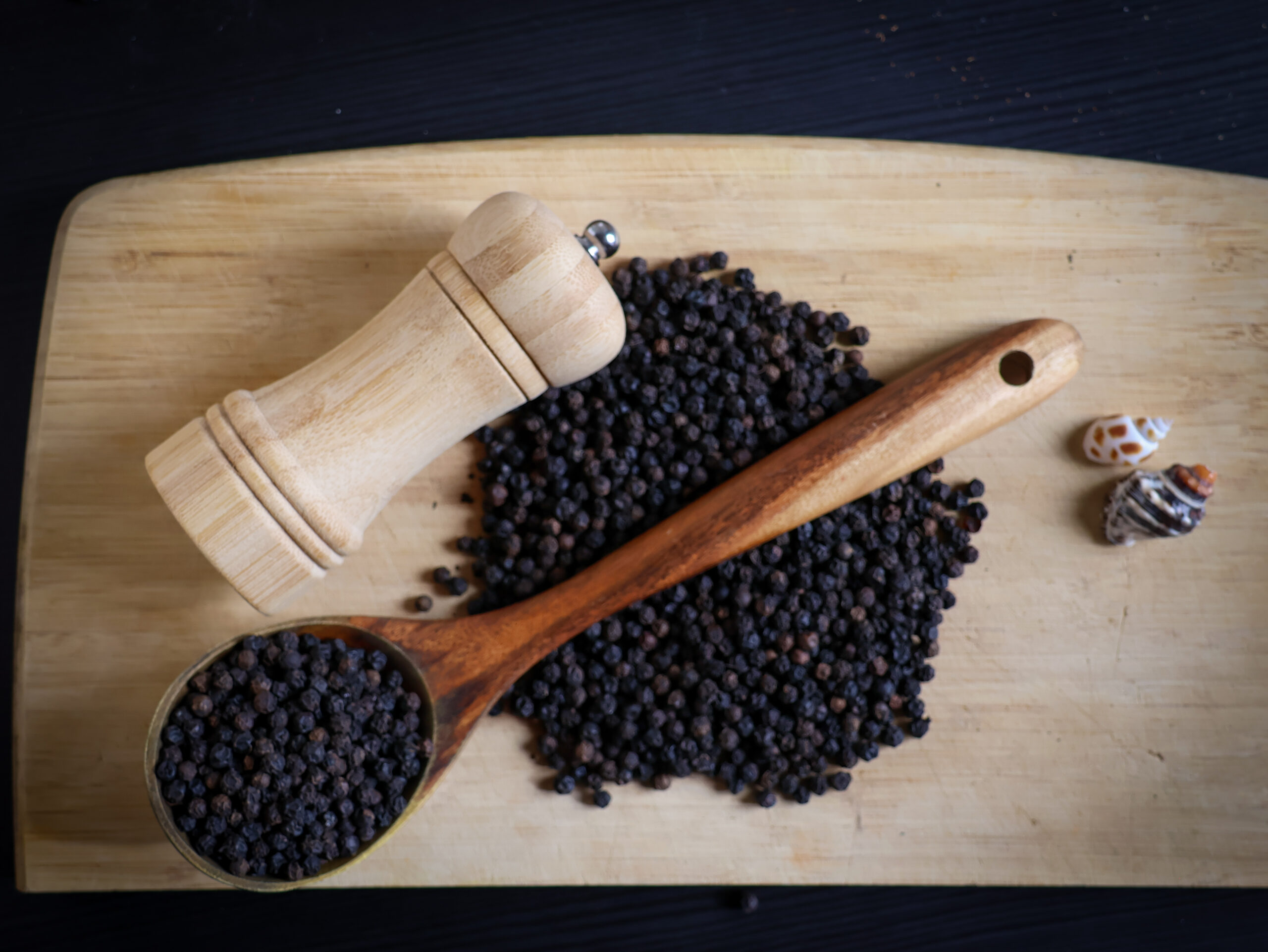 Whole Black Peppercorn 100g - Image 3